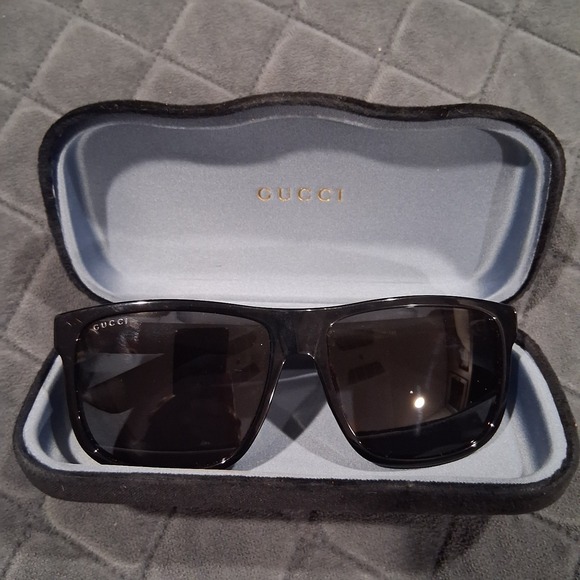GUCCI GG0010S MEN'S SQUARE SUNGLASSES BLACK WITH CASE - Picture 1 of 10